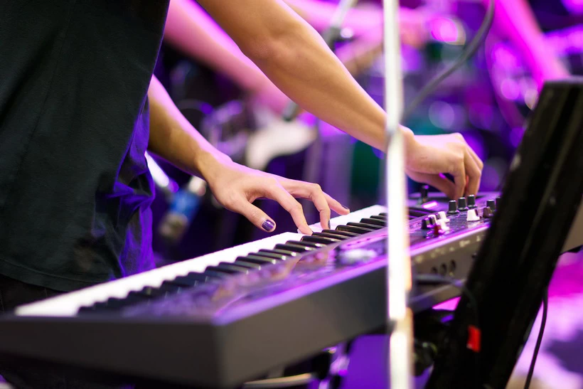 Who Should Use Semi-Weighted Keys